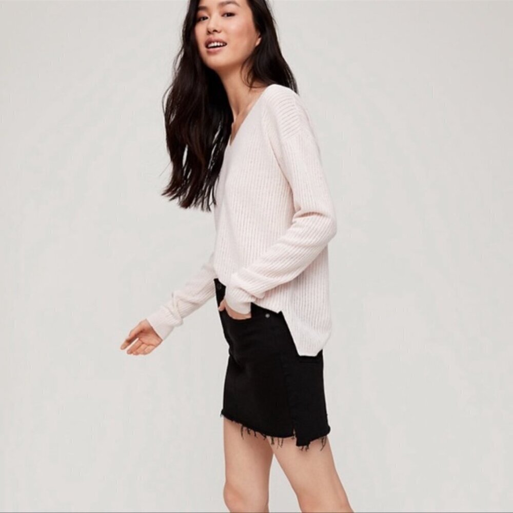 Aritzia Wilfred Free Tanit Skirt- Frayed Hem Black Denim Stretch Skirt- Size 4